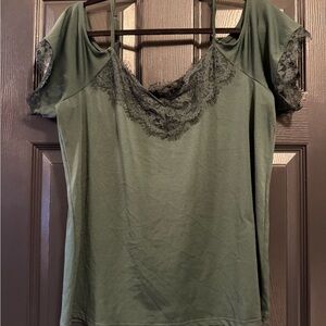 Fitted Green Blouse with Lace Trim